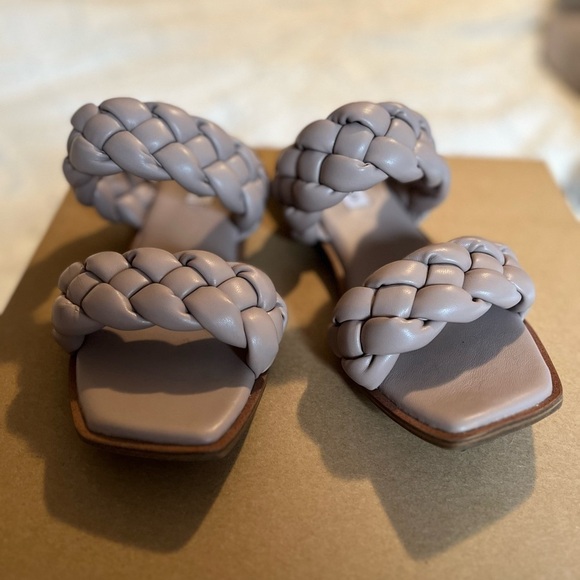 Steve Madden Taupe Spain Slide Braided Sandals Size 8.5 EUC Neutral Modern - Picture 10 of 11